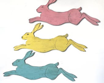 Arte de pared de conejo, decoración de primavera, decoración de puerta de entrada de madera, conejito de Pascua, obra de arte de conejo hecha a mano, colores pastel para primavera, letrero recortado para exteriores