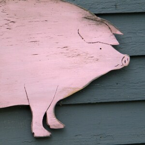 Pig Sign Country Wooden Piggy Wall Art Farmhouse Decor Distressed Pork BBQ Wall Decor Outdoor Decor