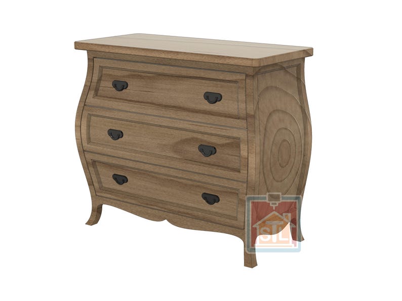 K&ouml;nnte beinhalten: Eine dreischubladige Holzkommode mit hellbraunem Finish. Die Kommode hat geschwungene Seiten, schwarze Schubladengriffe und einen leicht geschwungenen Boden. Die Holzmaserung ist auf der Oberfl&auml;che sichtbar.