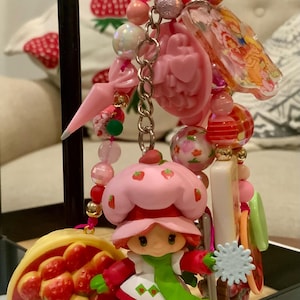Strawberry shortcake Keychain B