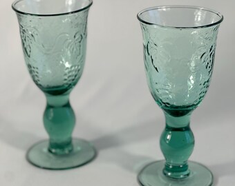 Vintage Libby Company Orchard Fruit Water Goblets Two Piece Set Classic Glass Drinkware