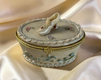 Willow Hall Porcelain Shoe Trinket Box – Victorian Ring Keepsake Storage
