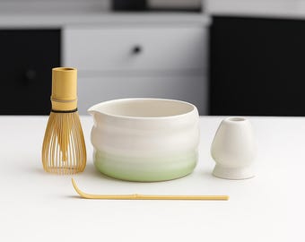 Matcha Tea Set – Ceramic Bowl, Bamboo Whisk & Spoon