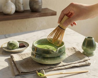 Complete matcha-theeset met tuit - Japanse ceremonieset - Chawan groen verloop, bamboegarde en houder - Mindfulnesscadeau voor haar