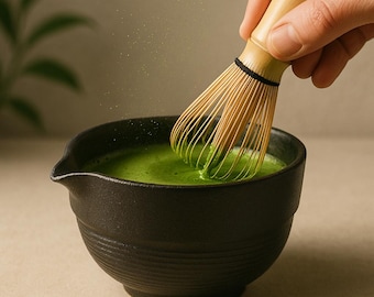 陶器製抹茶セット：茶碗、竹製茶筅、茶さじ、茶入れ