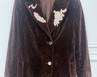 Vintage bruine fluwelen blazer met kanten reversaccenten – Europese jas maat 38