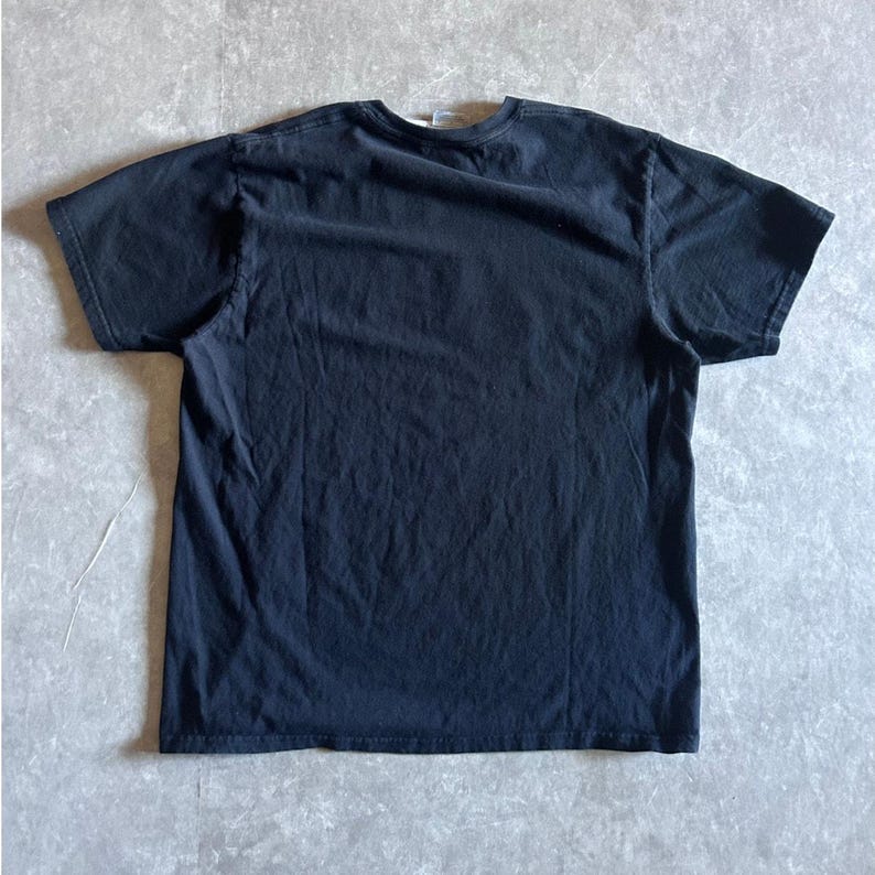 Camiseta Nike gris Swoosh negra vintage de los años 2000, talla L imagen 3
