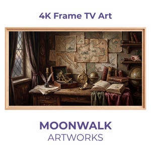 Könnte beinhalten: Ein gerahmtes digitales Kunstwerk mit dem Titel "4K Frame TV Art", das ein Arbeitszimmer mit Karten, Büchern und Navigationsinstrumenten zeigt. Das Kunstwerk hat eine warme Farbpalette und enthält den Text "MOONWALK ARTWORKS".