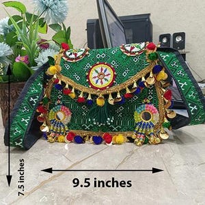 Handgemachte bestickte Reise-Make-up-Tasche, Brautjungfer Geschenk, Geschenk für die Freundin Bild 12
