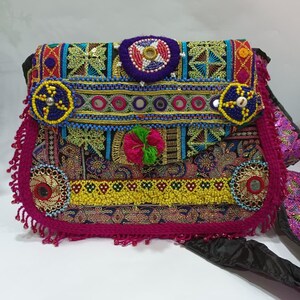 Handgemachte bestickte Reise-Make-up-Tasche, Brautjungfer Geschenk, Geschenk für die Freundin Bild 5