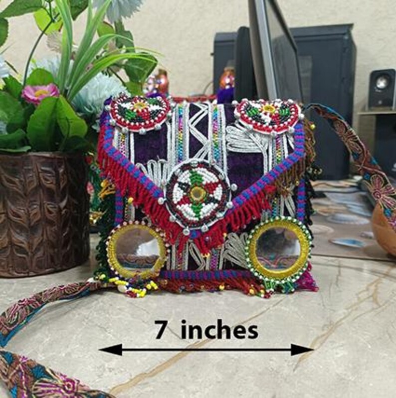 Handgemachte bestickte Reise-Make-up-Tasche, Brautjungfer Geschenk, Geschenk für die Freundin Bild 8