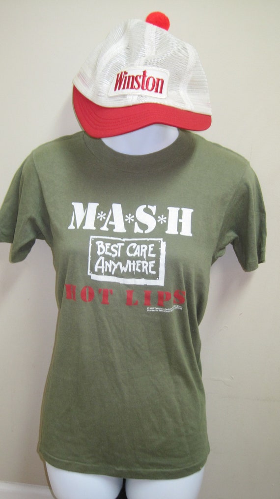 Vintage 80's T Shirt MASH 4077th Hot Lips