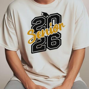 Gildan Senior 2026 Graduation T-Shirt: Sporty Script Design