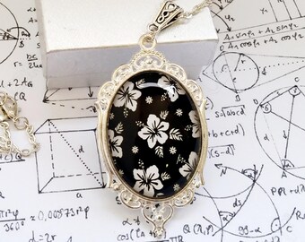 monochrome nature - Romantic Large black and white flowers cabochon charm pendant necklace