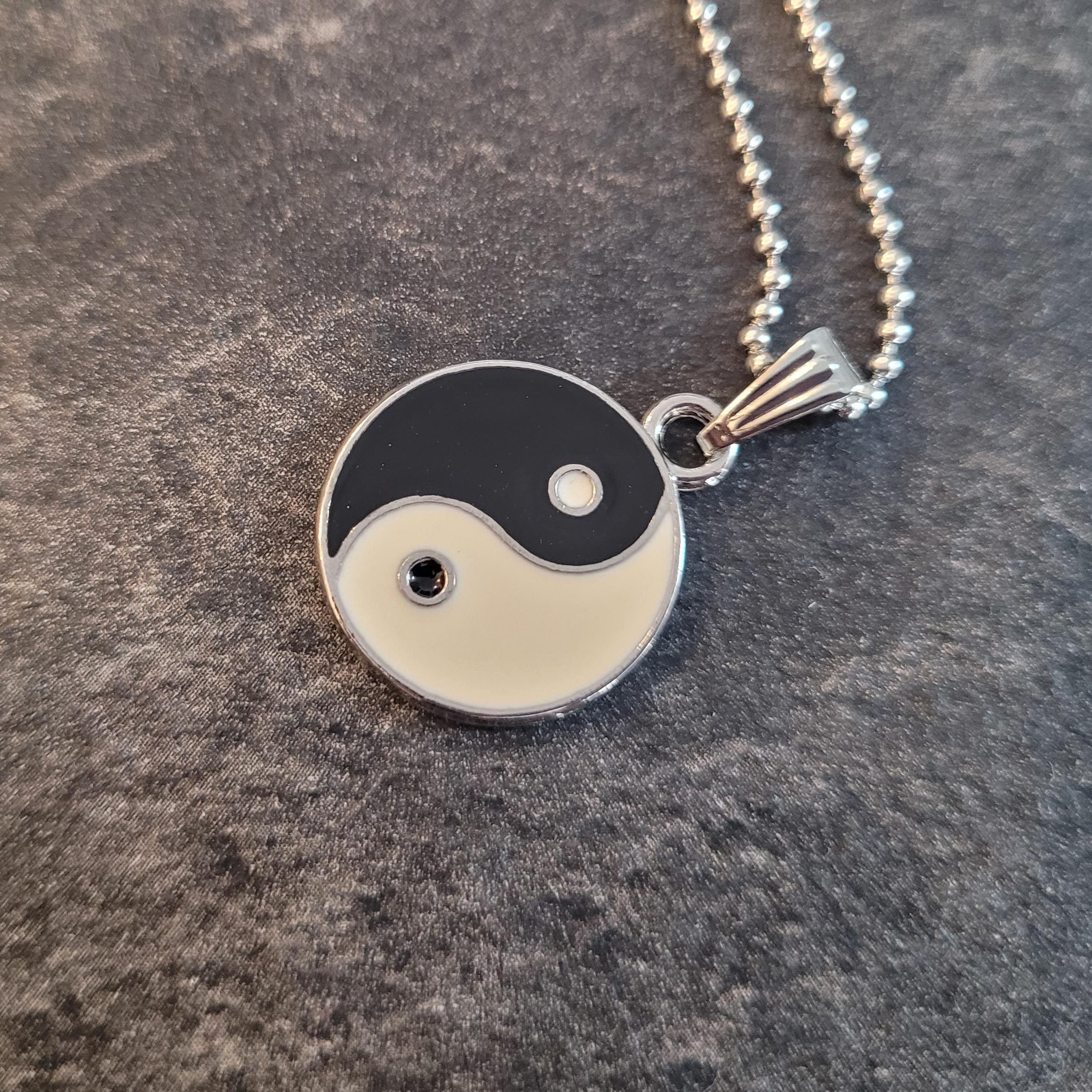 Yin and Yang Sign Necklace - Etsy