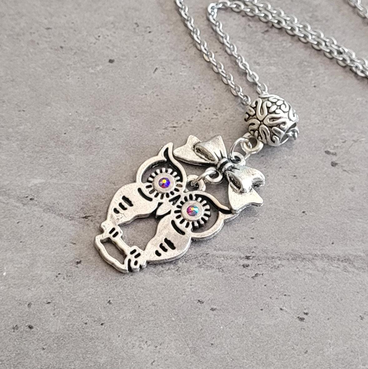 Collana con ciondolo a forma di gufo e luna in argento 925 con zircone