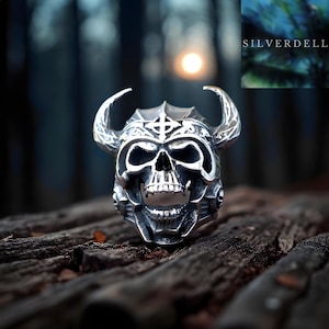 Viking Skull Ring: 925 Sterling Silver Plated Gothic Jewelry