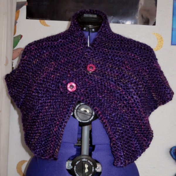 hand knit mini shawl wool capelet knitted in Gypsy shade pot pourri ode to Outlander sz L UK seller