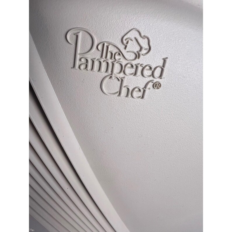 Pampered Chef Stoneware Cover Lid For Round Deep Dish Baker #1391 image 6