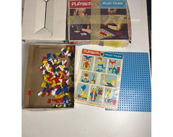 Playskool Play Tiles Plast Pegboard Byggklossar Milton Bradley 1970