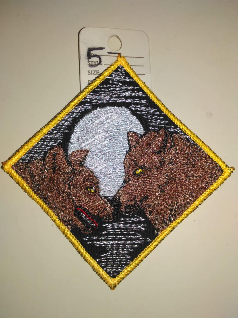 Parche de diamantes de lobo imagen 1