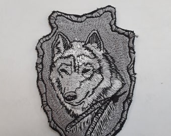 wolf arrow head patch