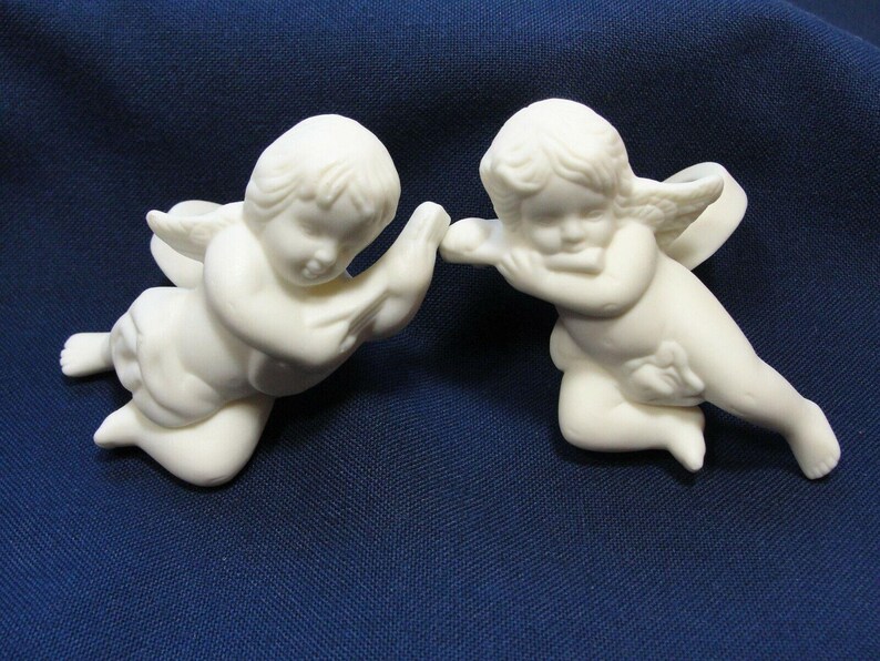 Juego de 2 servilleteros de cerámica color marfil con forma de ángel de Partylite imagen 1