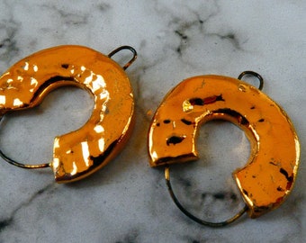 Ceramic Horseshoe Earring Connectors - Rich Gold Lustre