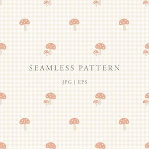 Può includere: Un motivo senza cuciture con piccoli funghi rosso chiaro a pois bianchi su uno sfondo a quadretti beige chiaro e bianco. Il testo SEAMLESS PATTERN JPG | EPS è centrato al centro dell'immagine.