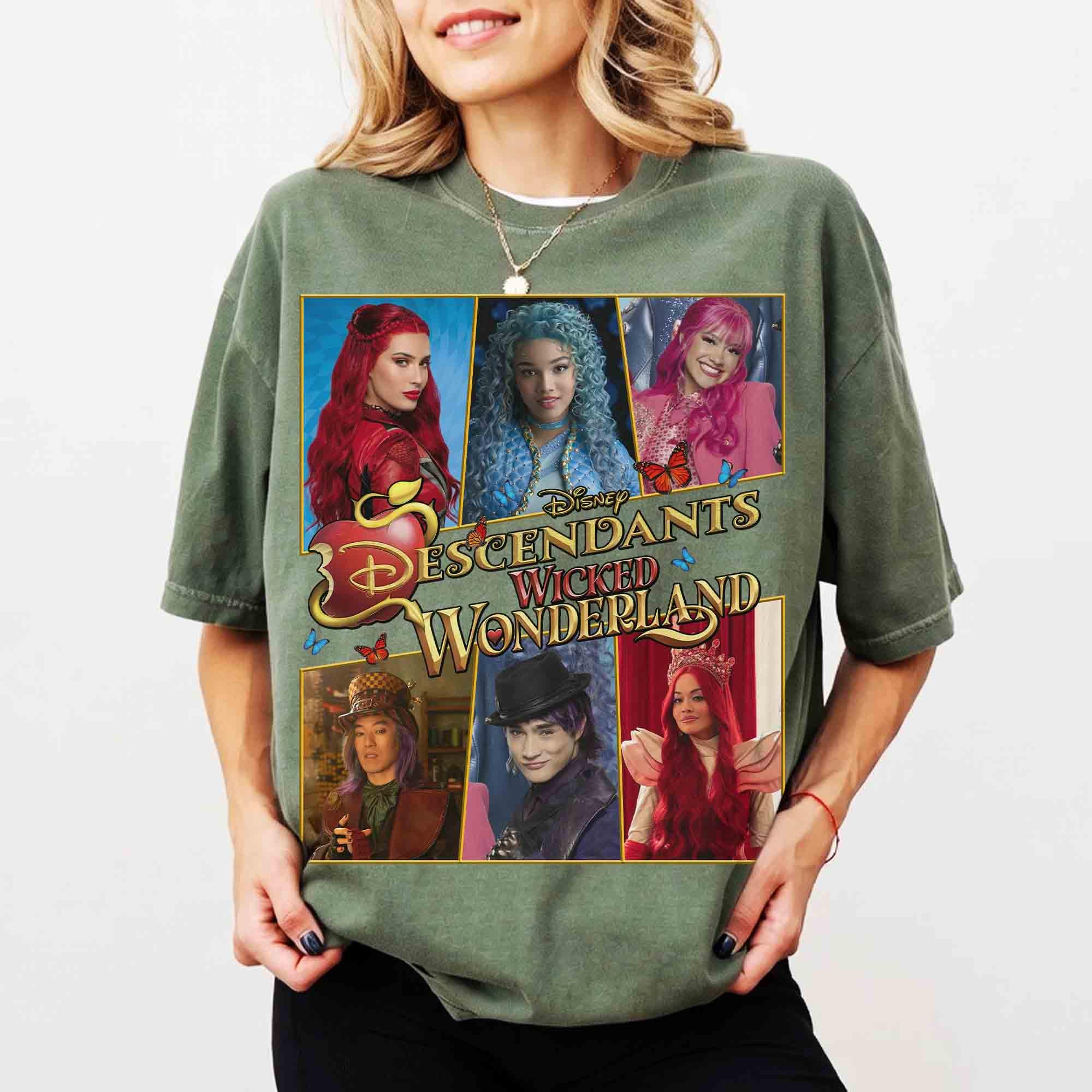 Disney Channel Descendants Wicked Wonderland T-shirt, Red Chloe