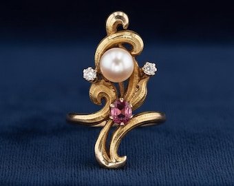 アールヌーボー様式の真珠、ルビー、ダイヤモンドの14Kゴールドリング
