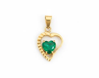 1.5CT Natural Colombian Emerald Heart Pendant, Solid 18K Yellow Gold Charm, May Birthstone Jewelry Gift for Her
