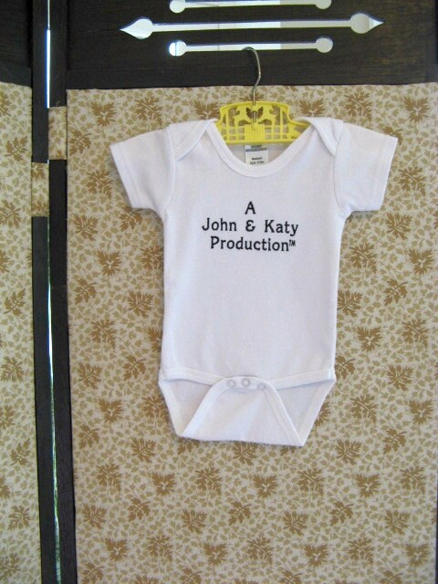 Personalized Unisex Baby One Piece Mom and Dad Production Bodysuit Un…