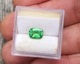 Tsavorite Green Garnet Cushion Shape for Engagement Ring, January Gemstone for Fine Jewelry, Unique Precision Cut Tsavorite Garnet