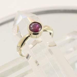 Round Ruby Bezel Set 14k Yellow Gold Ring