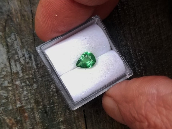 Natural Tsavorite Garnet 0.80cts Pear Shape January Birthstone