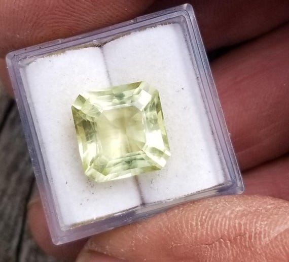 Square Yellow Beryl Gemstone for Pendant