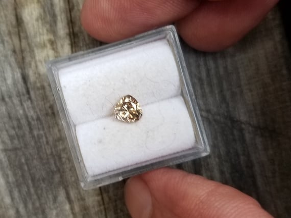 Wholesale loose Cognac Diamond Round April Birthstone for Jewellery