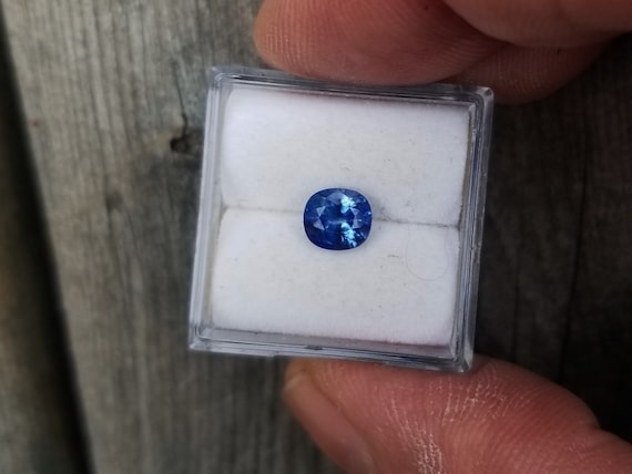 Natural Ceylon 6x5.4 MM Blue Sapphire