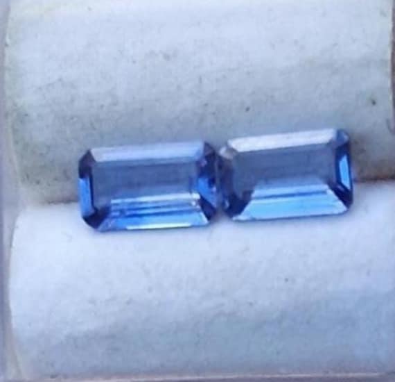 Natural Blue Sapphire Emerald Cut Shape for Jewelry