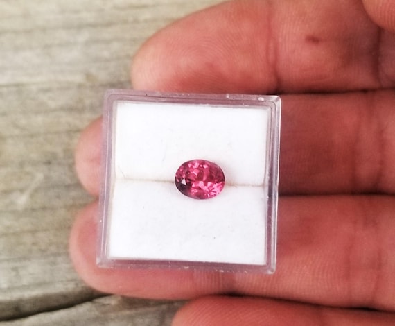 Natural Cherry Oval Sapphire for Anniversary Jewelry Gift, Unique September Gemstone for Fine Jewelry, Free Shipping