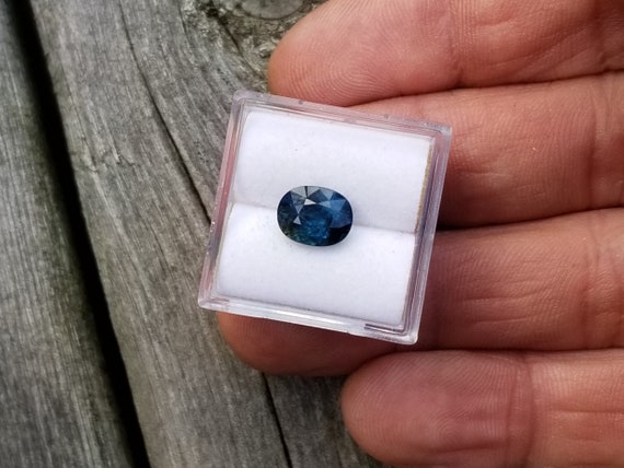 Australian Blue Green Sapphire 2.20Cts  Oval Shape, Free Shipping to North America
