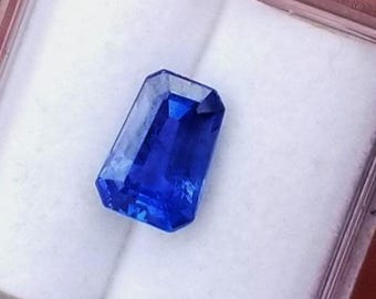 Zafiro azul talla fantasía 8,5x5,9 mm