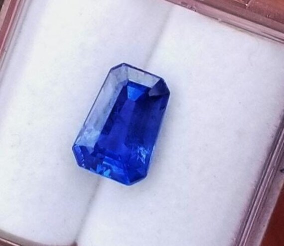 Unique Ceylon Blue Sapphire Fancy Cut 8.5x5.9 MM