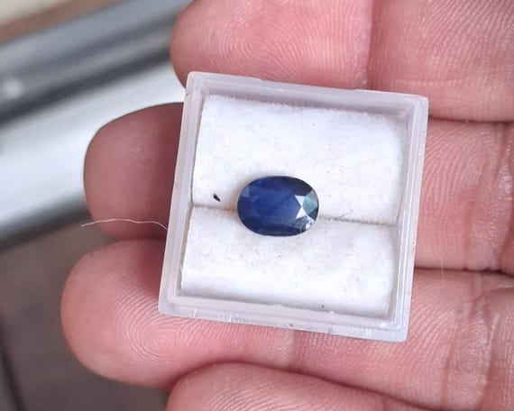 Natural Ceylon Velvet  Blue Sapphire 8x6mm Oval Calibrated Gemstone