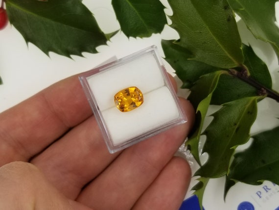 Natural Golden Yellow Sapphire 2.17cts Cushion Cut