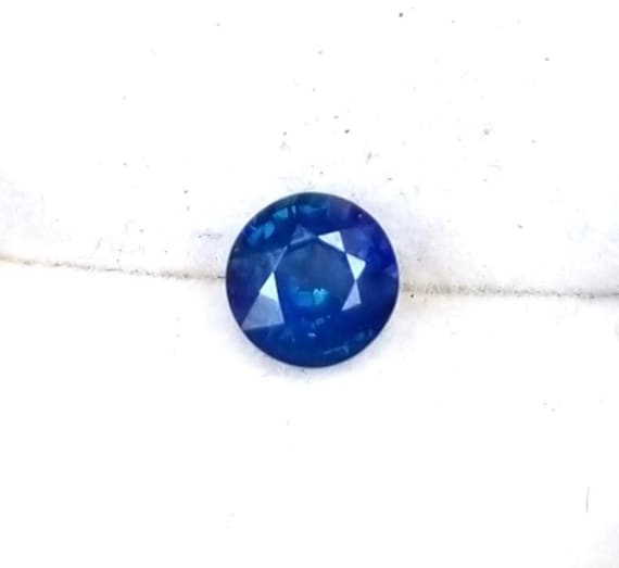 Blue Sapphire 5.2 MM Round for Engagement Ring, Ceylon Natural  Sapphire for Custom Jewelry