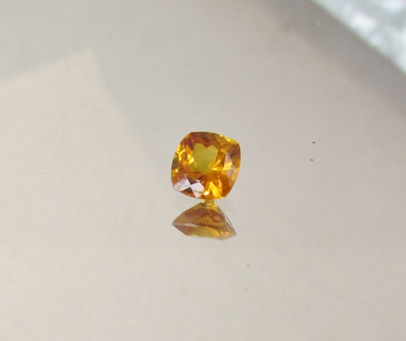 Loose Golden Yellow Sapphire 7mm Square Cushion