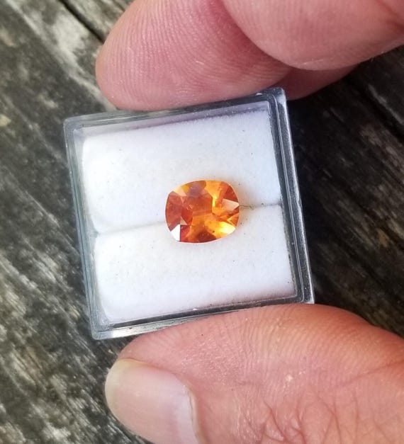 Cushion Neon Orange Sapphire 1.62cts