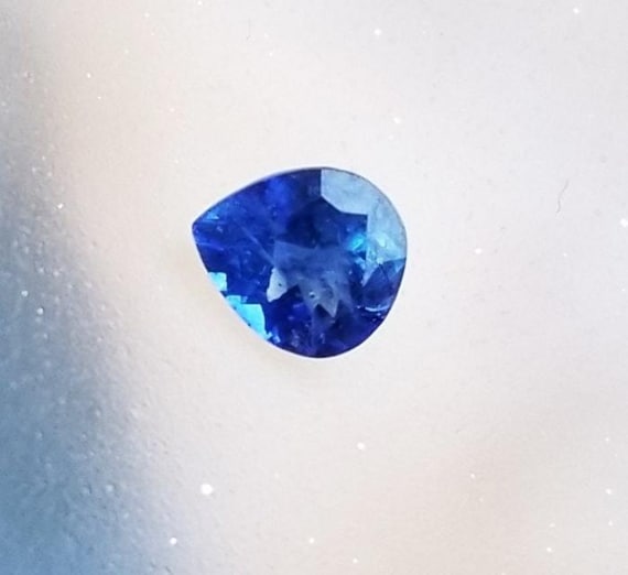 Ceylon Natural Pear Shape Blue Sapphire for Engagement Ring